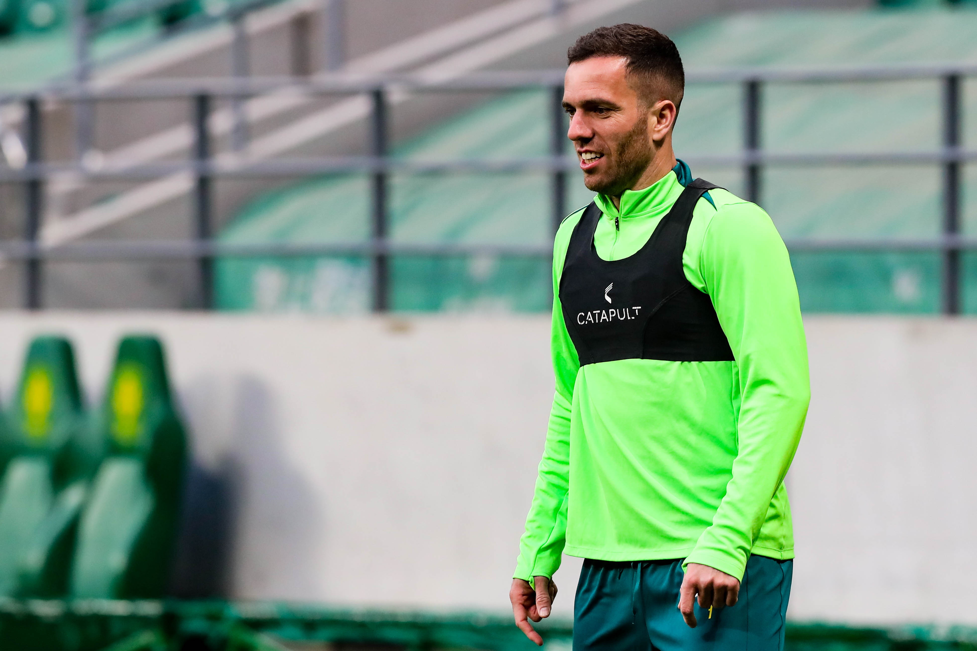 世俱杯买球官网-博主：塞尔吉尼奥完成个人中国顶级联赛100场里程碑