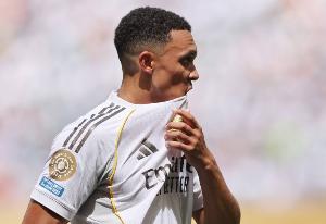 哈曼：阿诺德将在欧冠中代表皇马客战红军，望他能得到英雄般礼遇