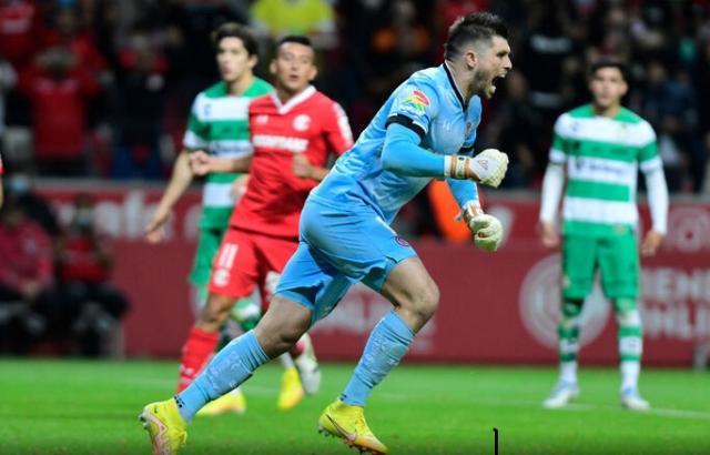 世俱杯买球APP-巴西门将13球成墨超史上进球次多门将 第一坎波斯