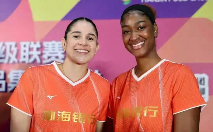 天津女排目标是四强，王艺竹是陈方的底牌！新人需要更加进步|孟豆|自由人|王梦洁|刘美君|朱航霆_新浪体育_新浪新闻
